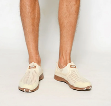 Load image into Gallery viewer, MWS300 MEN'S WATER SHOES
