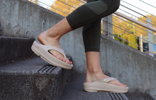 Load image into Gallery viewer, 1410 -  WOMEN'S OOMEGA OOLALA SANDAL