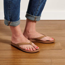 Load image into Gallery viewer, ‘Aukai Women’s Leather Sandals