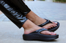 Load image into Gallery viewer, 1410 -  WOMEN'S OOMEGA OOLALA SANDAL