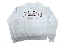 Load image into Gallery viewer, LSW8769 - MOCK OVERSIZE SWEATSHIRT
