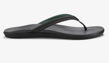 Load image into Gallery viewer, black flip flop with a  black sole on white back ground

