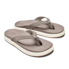 Load image into Gallery viewer, Nu‘a Pi‘o Women&#39;s Beach Sandals
