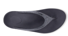Load image into Gallery viewer, 1401 -WOMEN&#39;S OOLALA LUXE SANDAL - PLATINUM SPARKLE
