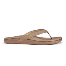 Load image into Gallery viewer, ‘Aukai  Women’s Leather Sandals
